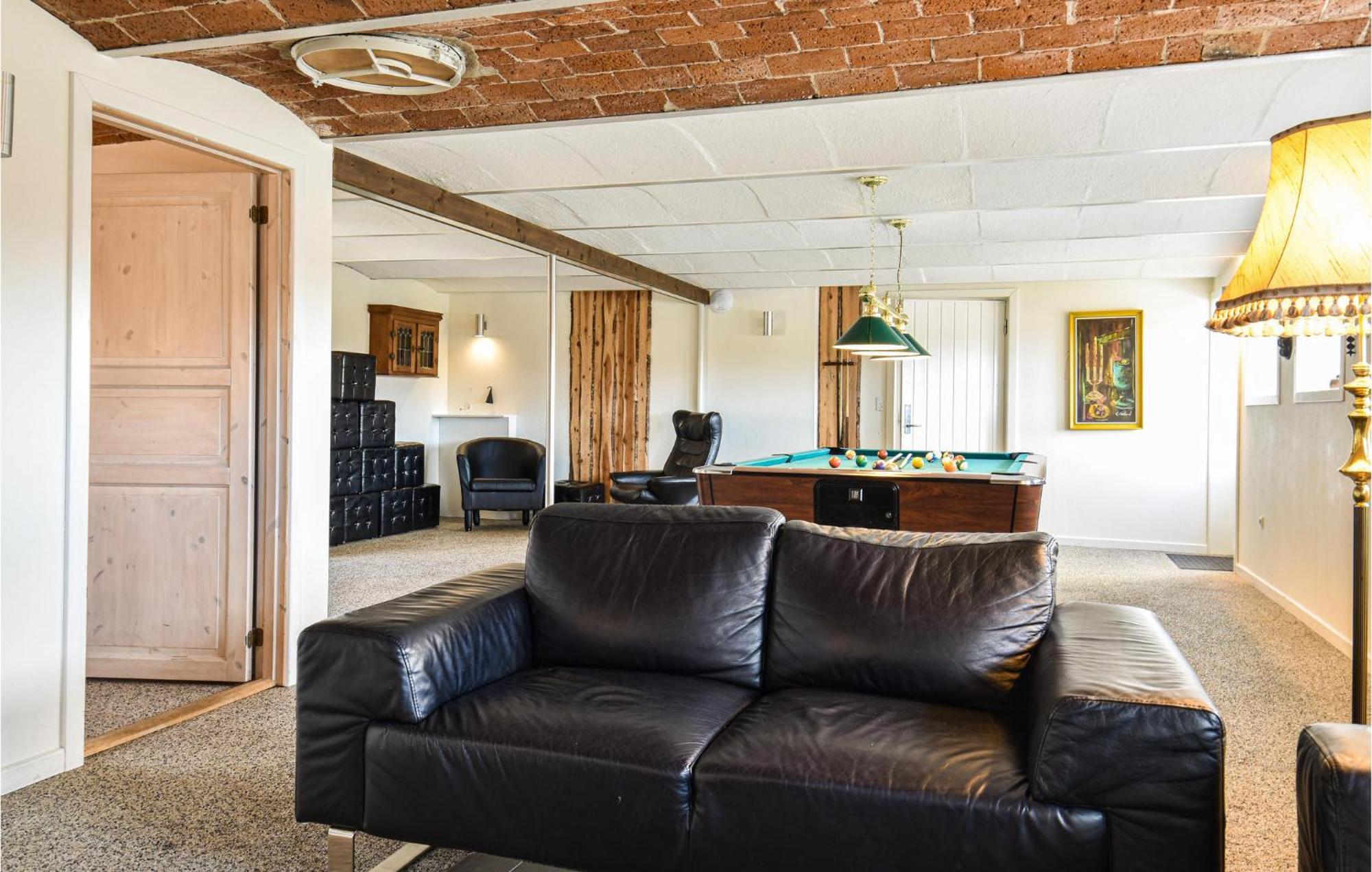 Stunning Home In Ringkobing With Kitchen Klegod Buitenkant foto